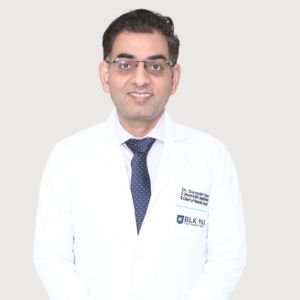 Dr. Surender Kumar Dabas Robotic Head and Neck Surgery Surgical Oncologist in Delhi BLK max H